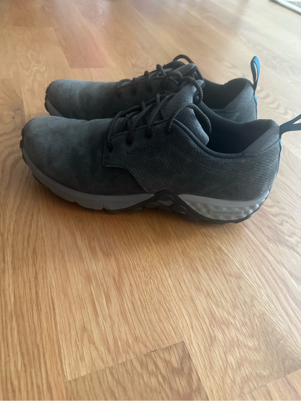 Merrell Men’s Charcoal Gray Low-Top Lace-Up Sneakers